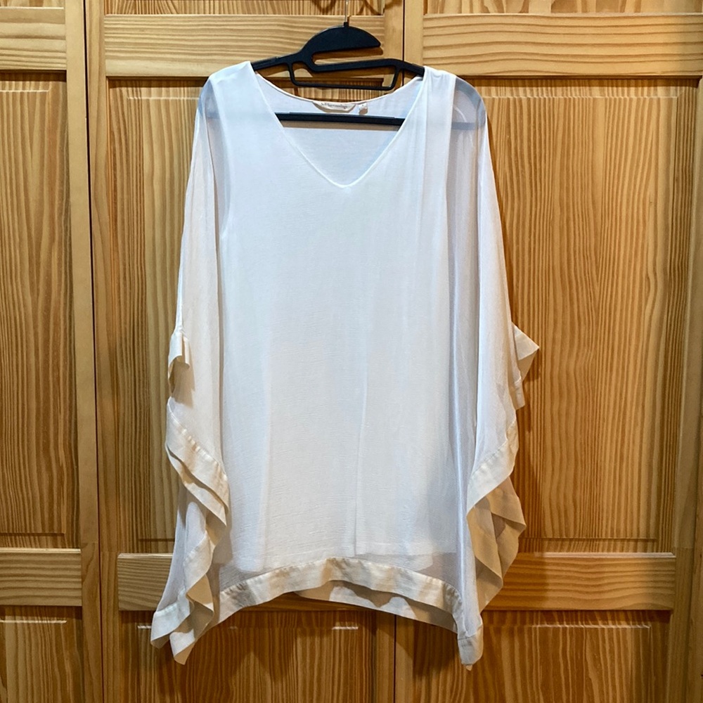 Soft Surroundings, elegant silk covered v-neck tank, cream, sz S.